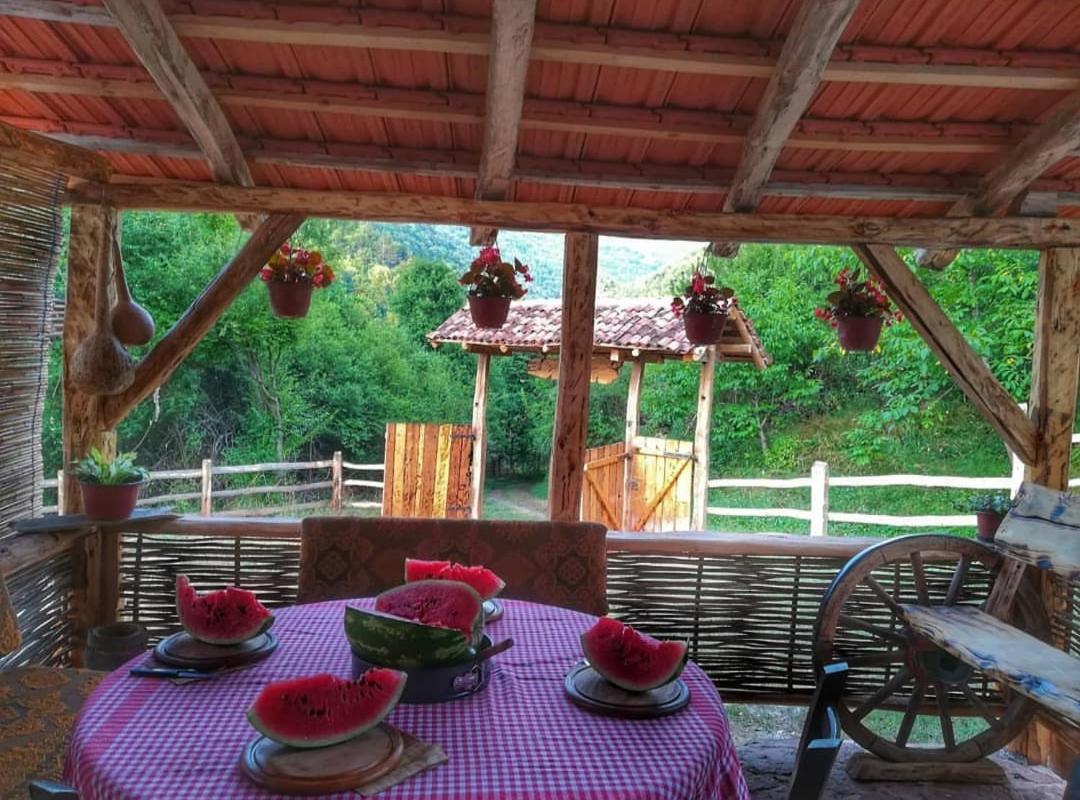 Вілла Seosko Domacinstvo „Gabar” Custica Екстер'єр фото